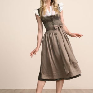 Alternative view of Dirndl Hada (70cm)