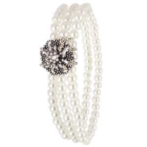 Perlenarmband mit Ornament ~ creme