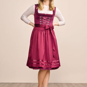Alternative view of Dirndl Thialda (60cm)