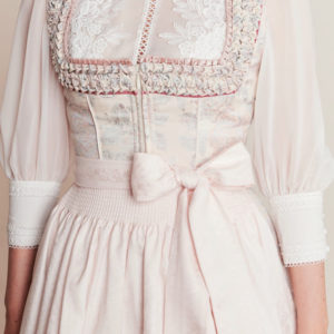 Alternative view of Dirndl Enrica (70cm)