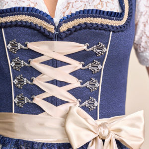 Alternative view of Dirndl Quiana (70cm)