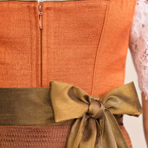 Alternative view of Dirndl Isa (70cm)