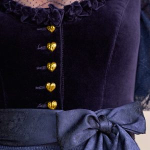 Alternative view of Dirndl Ayana (70cm)
