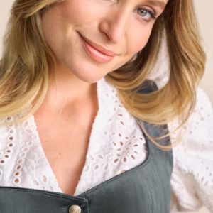 Alternative view of Dirndl Patrice (70cm)