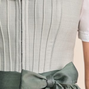 Alternative view of Dirndl Margit (70cm)