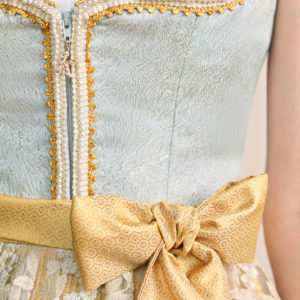 Alternative view of Dirndl Winnie (50cm)