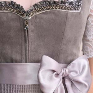 Alternative view of Dirndl Elora (50cm)