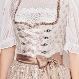 Alternative view of Dirndl Kalinda (50cm)