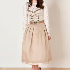 Dirndl Ylva (70cm) – Bild 4
