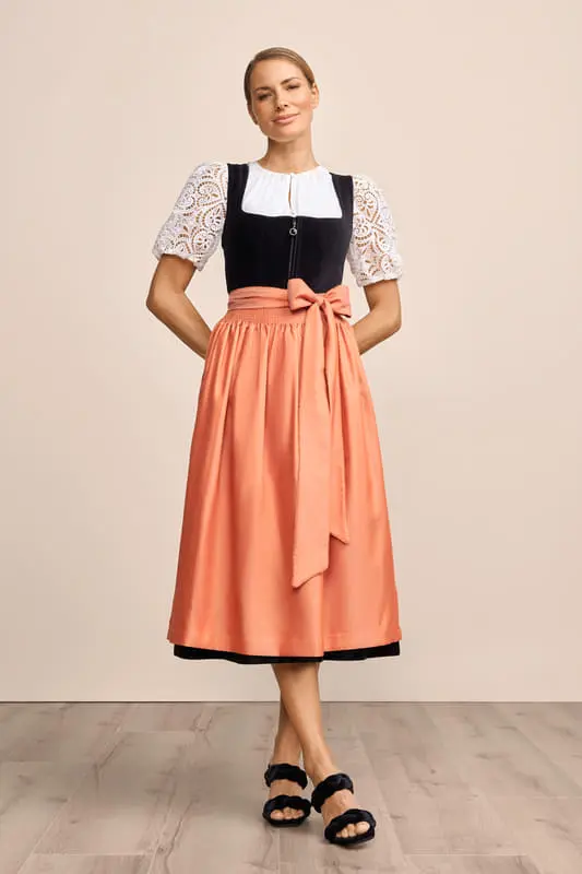 Dirndl Jacinta (80cm) – Bild 2