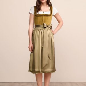 Alternative view of Dirndl Berit (70cm)
