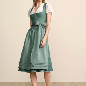 Alternative view of Dirndl Lousia (70cm)