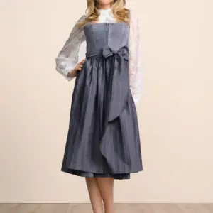 Alternative view of Dirndl Elaria (70cm)
