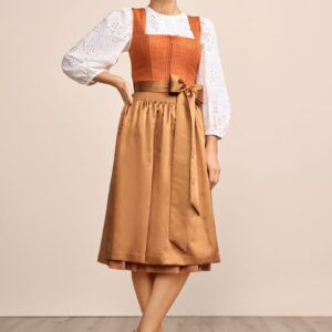 Alternative view of Dirndl Marga (70cm)