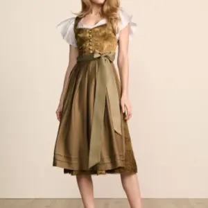 Alternative view of Dirndl Yael (70cm)