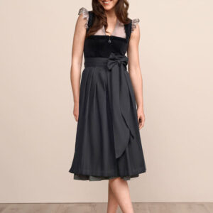 Alternative view of Dirndl Velia (70cm)