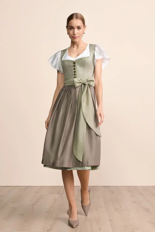 Dirndl Norelia (70cm) – Bild 2