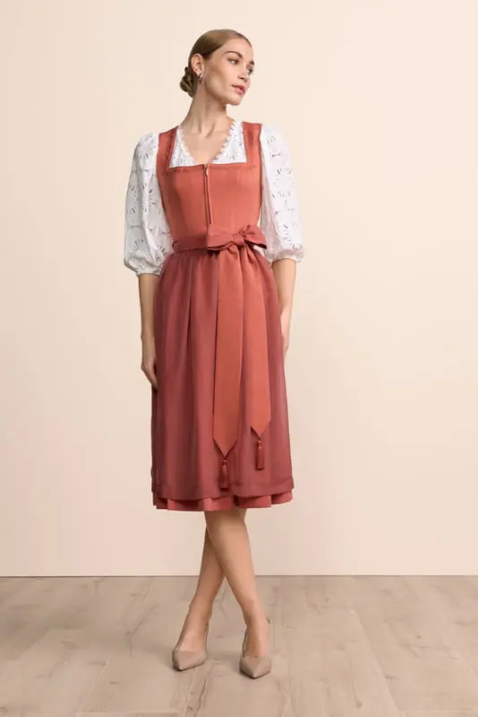 Dirndl Elunara (70cm) – Bild 3