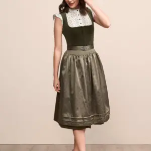 Alternative view of Dirndl Aurela (70cm)