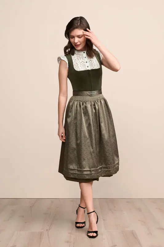 Dirndl Aurela (70cm) – Bild 2