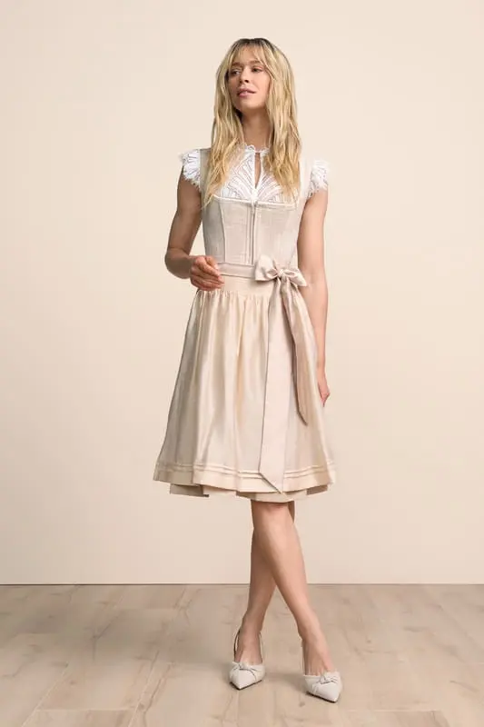 Dirndl Zarina (60cm) – Bild 2