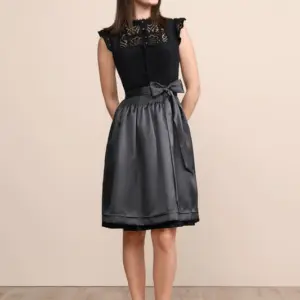 Alternative view of Dirndl Calista (60cm)