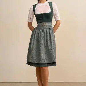 Dirndl Alisha (60cm) – Bild 4