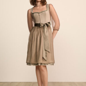 Alternative view of Dirndl Kaelora (60cm)