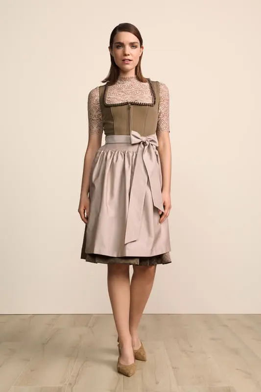 Dirndl Elorina (70cm) – Bild 2