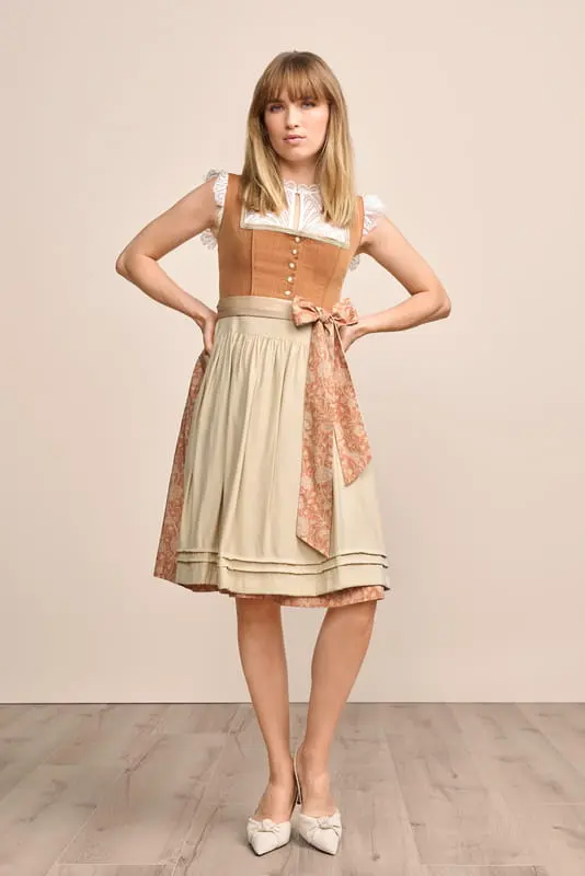 Dirndl Jelva (60cm) – Bild 2