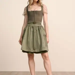 Alternative view of Dirndl Evi (50cm)