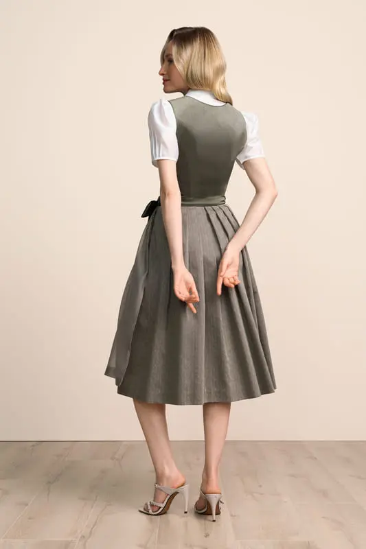 Dirndl Avara (70cm) – Bild 3