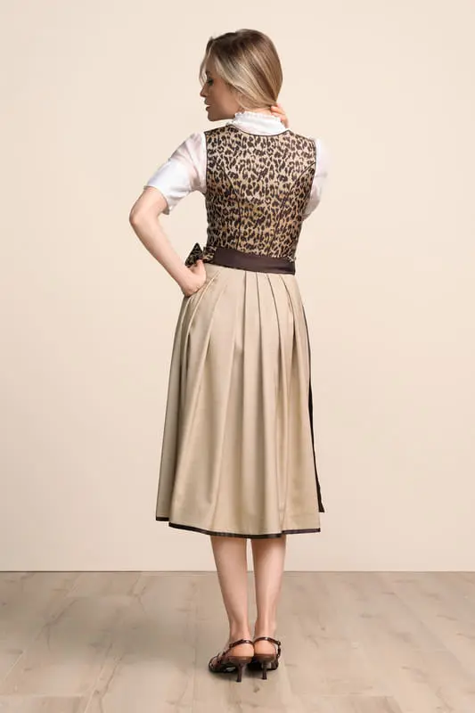 Dirndl Carly (70cm) – Bild 3