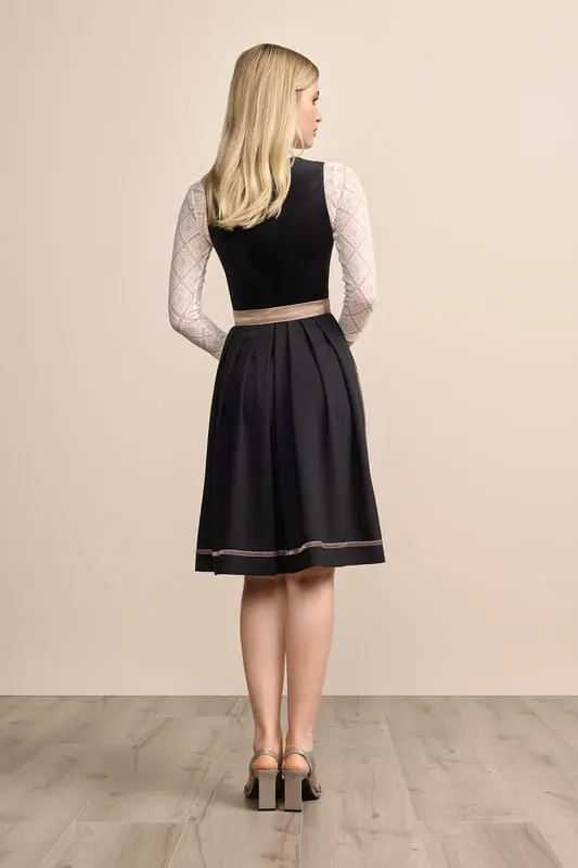 Dirndl Suzanne (60cm) – Bild 2