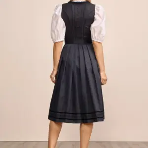 Dirndl Verity (70cm) – Bild 3