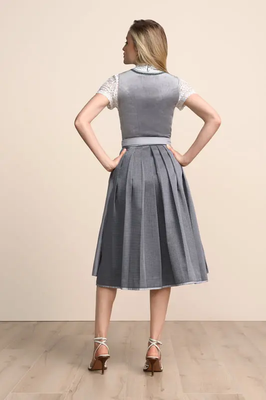 Dirndl Milda (70cm) – Bild 3