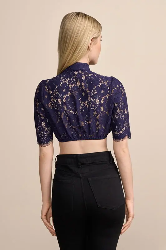 Dirndlbluse Sharona – Bild 2