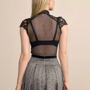Alternative view of Body Millie