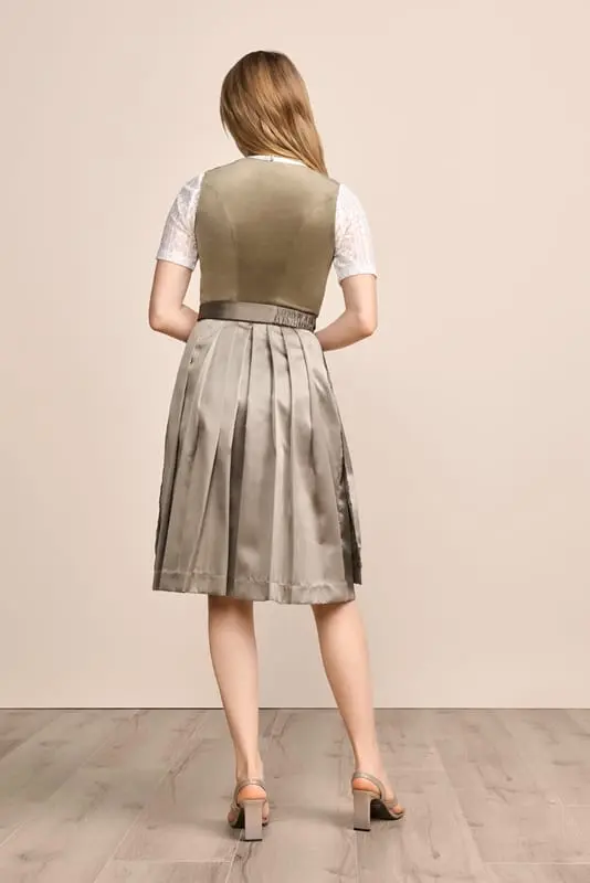 Dirndl Aurela (60cm) – Bild 3