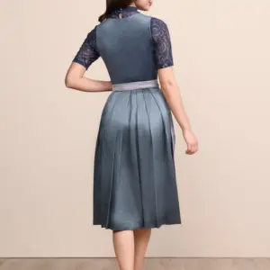 Dirndl Aurela (70cm) – Bild 3