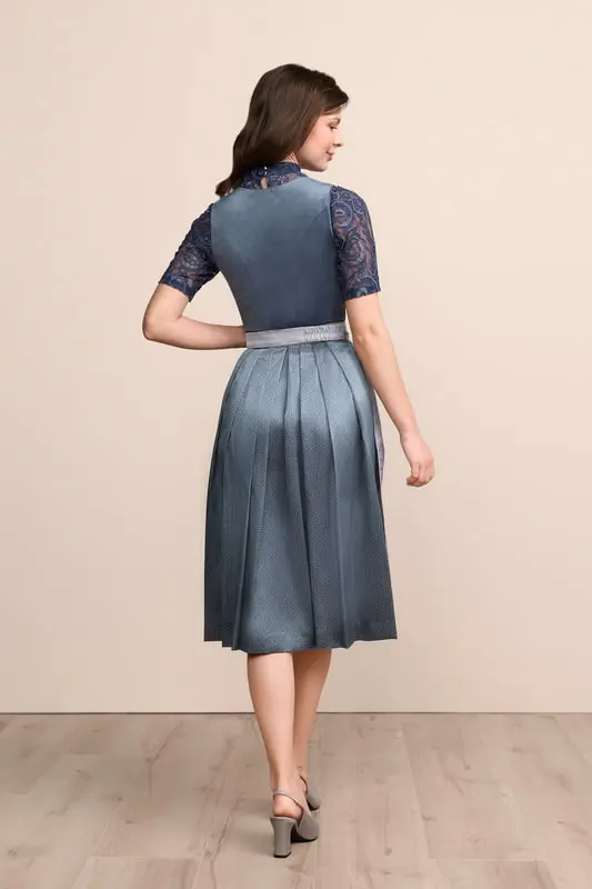 Dirndl Aurela (70cm) – Bild 3