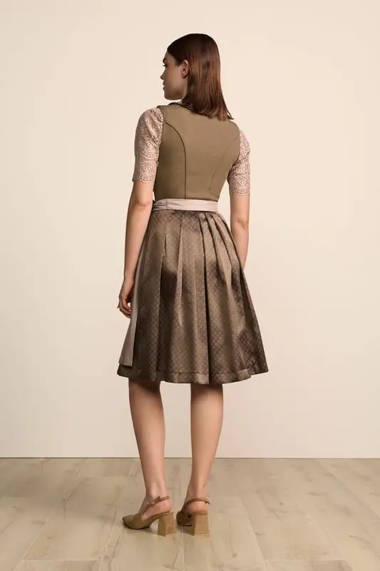 Dirndl Elorina (70cm) – Bild 3