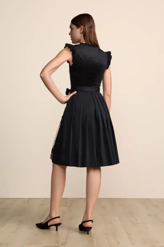 Dirndl Lovira (60cm) – Bild 3