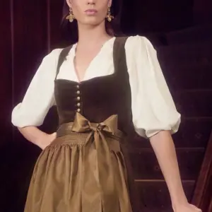 Dirndl Odile (60cm) – Bild 4