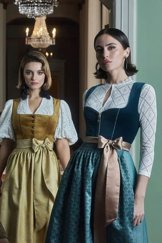Dirndl Fadia (60cm) – Bild 3