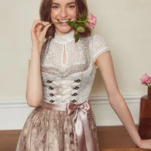 Dirndl Emilija (50cm) – Bild 4