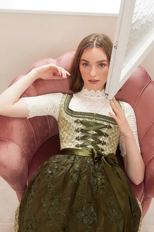 Dirndl Brynlee (60cm) – Bild 4