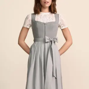 Dirndl Yukia (60cm)