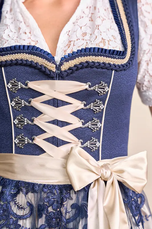 Dirndl Quiana (70cm) – Bild 2
