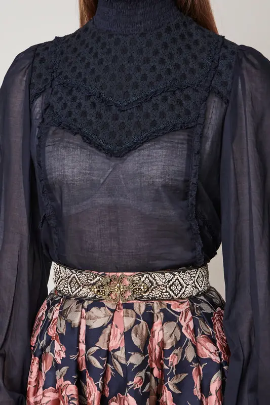 Trachtenbluse Phoebe – Bild 2